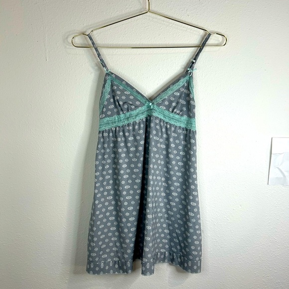 XOXO Gray Lace Trim Babydoll Nightie Sleep Dress Small Adjustable Straps Cute - Picture 1 of 9